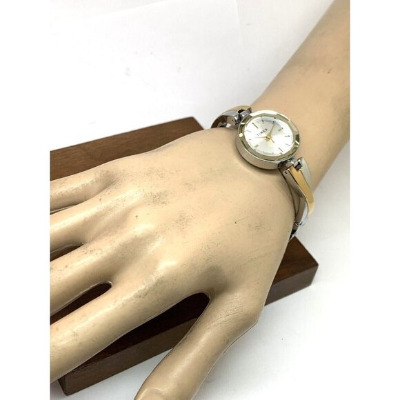 Timex Women's Watch TW2U69700 Quartz Silver Dial Two Tone Stainless Stee… - Picture 4 of 13